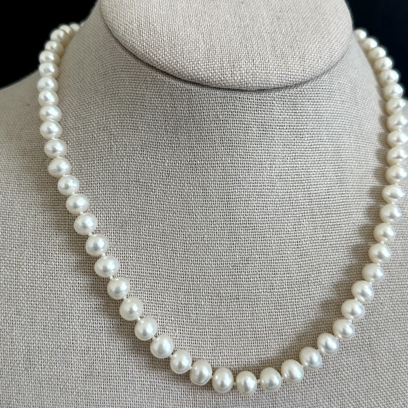14K Yellow Gold Genuine Real 7MM Cream Pearls Hand Knotted Strand Necklace 18" - Picture 1 of 14